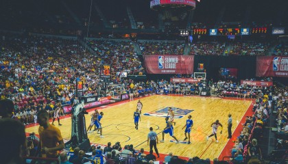 开云app客服-青训比赛设置摄像监控便于教练回看技战术细节，青训成员